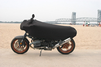 BMW Rockster Side View with Geza Motorcycle Cover Pro-Series